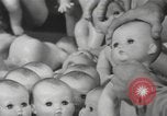 Standbild Puppen Long Island New York USA, 1940, aus Sekunde 32 historischem Filmmaterial Videoclip 65675057681