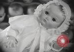 Standbild Puppen Long Island New York USA, 1940, aus Sekunde 62 historischem Filmmaterial Videoclip 65675057681