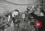 Image la réparation de jouets New York United States USA, 1940, de la seconde 11 séquences d'archives historiques vidéo 65675057682