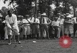 Standbild amerikanischen Golfer Walter Hagen Fertig zum Abschlag Europa, 1920, aus Sekunde 9 historischem Filmmaterial Videoclip 65675057700