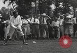 Standbild amerikanischen Golfer Walter Hagen Fertig zum Abschlag Europa, 1920, aus Sekunde 15 historischem Filmmaterial Videoclip 65675057700