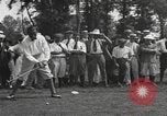 Standbild amerikanischen Golfer Walter Hagen Fertig zum Abschlag Europa, 1920, aus Sekunde 16 historischem Filmmaterial Videoclip 65675057700