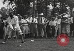Standbild amerikanischen Golfer Walter Hagen Fertig zum Abschlag Europa, 1920, aus Sekunde 19 historischem Filmmaterial Videoclip 65675057700