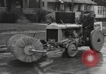 Image tracteurs Fordson Detroit Michigan USA, 1920, de la seconde 34 séquences d'archives historiques vidéo 65675057702