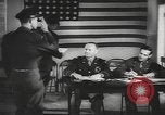 Standbild Soldaten aus der Armee entlassen zu werden Utah United States USA, 1945, aus Sekunde 34 historischem Filmmaterial Videoclip 65675057704