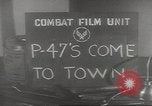 Standbild P-47 Thunderbolt Flugzeuge Vereinigtes Königreich, 1944, aus Sekunde 38 historischem Filmmaterial Videoclip 65675057707