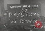 Standbild P-47 Thunderbolt Flugzeuge Vereinigtes Königreich, 1944, aus Sekunde 45 historischem Filmmaterial Videoclip 65675057707