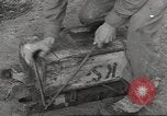 Standbild amerikanische Soldaten Italien, 1944, aus Sekunde 40 historischem Filmmaterial Videoclip 65675057708