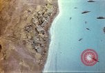 Standbild United States Marines Schlacht auf Iwo Jima Iwo Jima, 1945, aus Sekunde 11 historischem Filmmaterial Videoclip 65675057732
