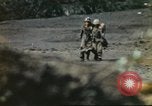 Standbild United States Marines Schlacht auf Iwo Jima Iwo Jima, 1945, aus Sekunde 47 historischem Filmmaterial Videoclip 65675057732