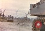 Standbild Vereinigten Staaten Marines Iwo Jima, 1945, aus Sekunde 24 historischem Filmmaterial Videoclip 65675057735