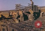 Standbild Vereinigten Staaten Marines Iwo Jima, 1945, aus Sekunde 59 historischem Filmmaterial Videoclip 65675057735