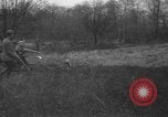 Standbild Rabbit Hunting Shelby Ohio USA, 1937, aus Sekunde 33 historischem Filmmaterial Videoclip 65675057738