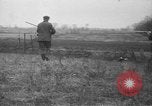 Standbild Rabbit Hunting Shelby Ohio USA, 1937, aus Sekunde 42 historischem Filmmaterial Videoclip 65675057738