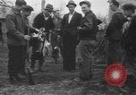 Standbild Rabbit Hunting Shelby Ohio USA, 1937, aus Sekunde 55 historischem Filmmaterial Videoclip 65675057738