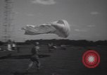 Image peloton parachute New Jersey United States USA, 1940, de la seconde 31 séquences d'archives historiques vidéo 65675057747