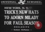 Image les mannequins montrent des chapeaux de fourrure New York City USA, 1940, de la seconde 3 séquences d'archives historiques vidéo 65675057748