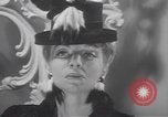 Image les mannequins montrent des chapeaux de fourrure New York City USA, 1940, de la seconde 17 séquences d'archives historiques vidéo 65675057748