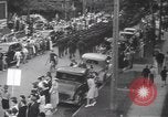 Image Croix-Rouge parade Moncton Canada, 1940, de la seconde 13 séquences d'archives historiques vidéo 65675057750