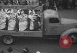 Image Croix-Rouge parade Moncton Canada, 1940, de la seconde 32 séquences d'archives historiques vidéo 65675057750