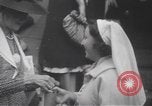 Image Croix-Rouge parade Moncton Canada, 1940, de la seconde 45 séquences d'archives historiques vidéo 65675057750