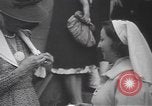 Image Croix-Rouge parade Moncton Canada, 1940, de la seconde 47 séquences d'archives historiques vidéo 65675057750