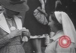Image Croix-Rouge parade Moncton Canada, 1940, de la seconde 48 séquences d'archives historiques vidéo 65675057750