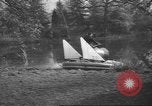 Standbild Motorboot Vereinigtes Königreich, 1960, aus Sekunde 26 historischem Filmmaterial Videoclip 65675057780