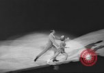 Standbild Eiskunstlauf Kanada, 1960, aus Sekunde 8 historischem Filmmaterial Videoclip 65675057781