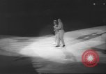 Standbild Eiskunstlauf Kanada, 1960, aus Sekunde 18 historischem Filmmaterial Videoclip 65675057781