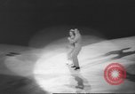 Standbild Eiskunstlauf Kanada, 1960, aus Sekunde 19 historischem Filmmaterial Videoclip 65675057781