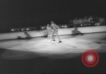 Standbild Eiskunstlauf Kanada, 1960, aus Sekunde 46 historischem Filmmaterial Videoclip 65675057781
