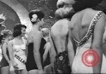 Standbild Miss-World-Wahlen London England Vereinigtes Königreich, 1960, aus Sekunde 13 historischem Filmmaterial Videoclip 65675057782