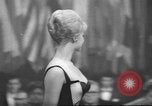 Standbild Miss-World-Wahlen London England Vereinigtes Königreich, 1960, aus Sekunde 27 historischem Filmmaterial Videoclip 65675057782