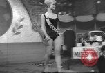 Standbild Miss-World-Wahlen London England Vereinigtes Königreich, 1960, aus Sekunde 30 historischem Filmmaterial Videoclip 65675057782