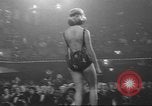Standbild Miss-World-Wahlen London England Vereinigtes Königreich, 1960, aus Sekunde 52 historischem Filmmaterial Videoclip 65675057782