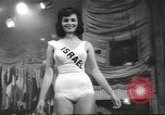 Standbild Miss-World-Wahlen London England Vereinigtes Königreich, 1960, aus Sekunde 60 historischem Filmmaterial Videoclip 65675057782