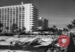 Image Gregory Peck Bal Harbour Florida USA, 1962, de la seconde 7 séquences d'archives historiques vidéo 65675057792