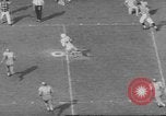 Standbild UCLA versus Air Force football Los Angeles California USA, 1962, aus Sekunde 16 historischem Filmmaterial Videoclip 65675057793