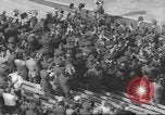 Standbild UCLA versus Air Force football Los Angeles California USA, 1962, aus Sekunde 32 historischem Filmmaterial Videoclip 65675057793