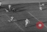 Standbild UCLA versus Air Force football Los Angeles California USA, 1962, aus Sekunde 62 historischem Filmmaterial Videoclip 65675057793