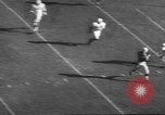Standbild Football Game United States USA, 1962, aus Sekunde 22 historischem Filmmaterial Videoclip 65675057794
