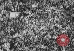 Standbild Football Game United States USA, 1962, aus Sekunde 31 historischem Filmmaterial Videoclip 65675057794