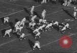 Standbild Football Game United States USA, 1962, aus Sekunde 42 historischem Filmmaterial Videoclip 65675057794