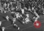 Standbild Football Game United States USA, 1962, aus Sekunde 47 historischem Filmmaterial Videoclip 65675057794