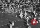 Standbild Football Game United States USA, 1962, aus Sekunde 48 historischem Filmmaterial Videoclip 65675057794