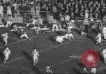 Standbild Football Game United States USA, 1962, aus Sekunde 58 historischem Filmmaterial Videoclip 65675057794