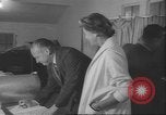 Standbild Gewinner und Verlierer der Zwischenwahlen 1958 United States USA, 1958, aus Sekunde 26 historischem Filmmaterial Videoclip 65675057795