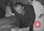 Standbild Gewinner und Verlierer der Zwischenwahlen 1958 United States USA, 1958, aus Sekunde 28 historischem Filmmaterial Videoclip 65675057795