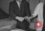 Standbild Gewinner und Verlierer der Zwischenwahlen 1958 United States USA, 1958, aus Sekunde 31 historischem Filmmaterial Videoclip 65675057795